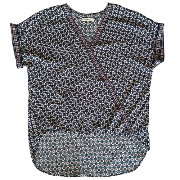 Womens Top Size Extra Small Sheer Bunched Front - Picture 1 of 6